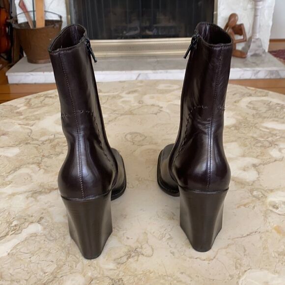 As New! CNC Costume National Leather Boots - Picture 4 of 13